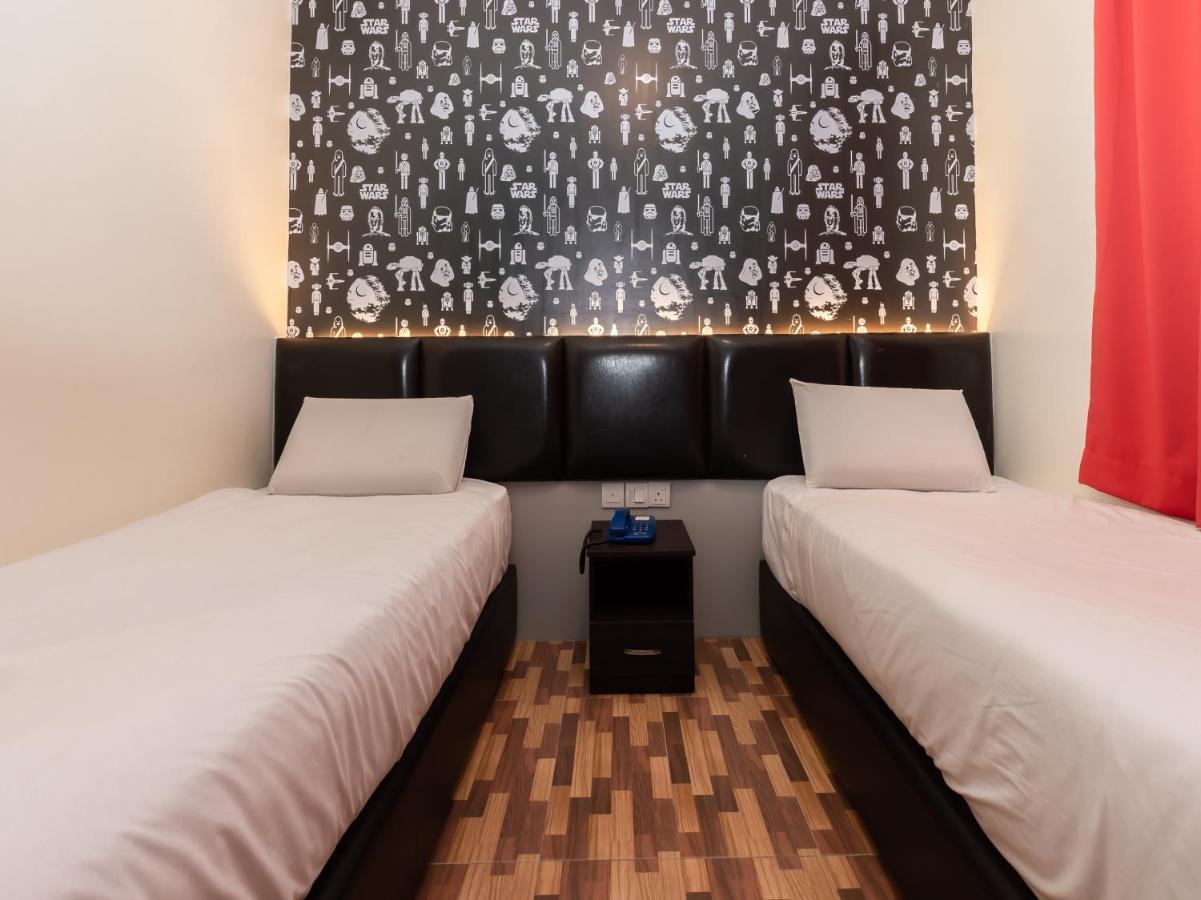 Gold City Hotel Malacca Bagian luar foto